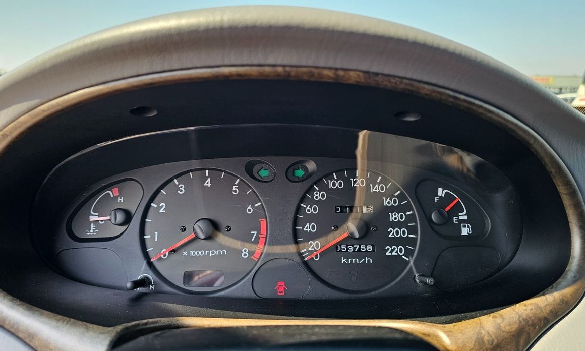 Hyundai AVANTE 2000