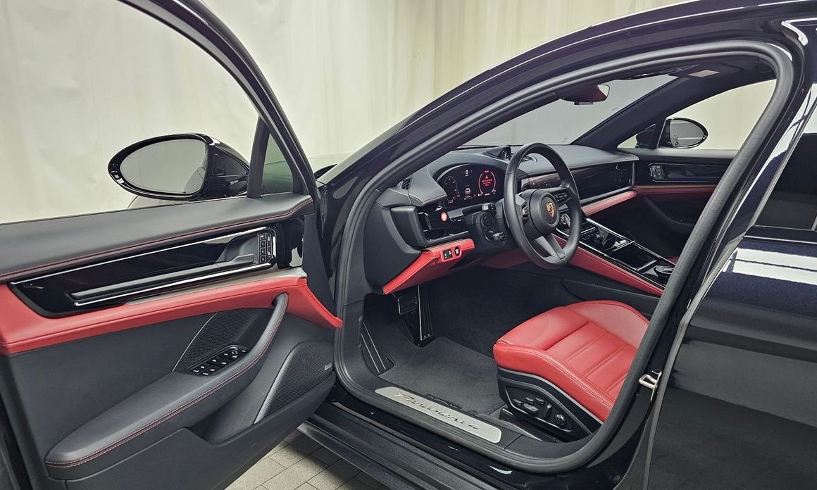 Porsche Panamera 2024