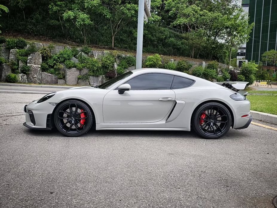 Porsche 718 2023