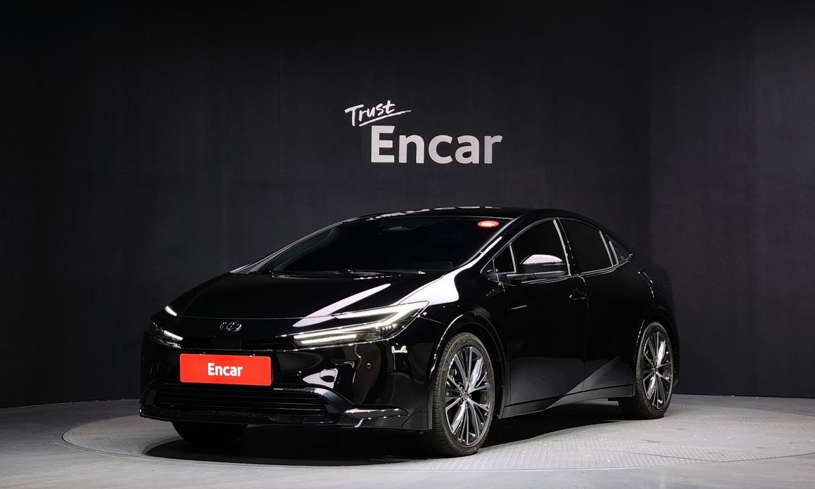 Toyota Prius 2025