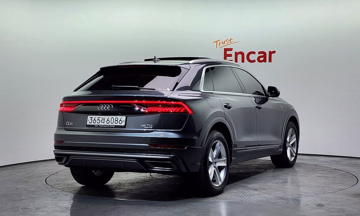 Audi Q8 2020
