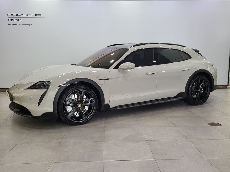 Porsche Taycan 2024