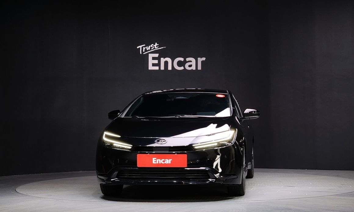 Toyota Prius 2025