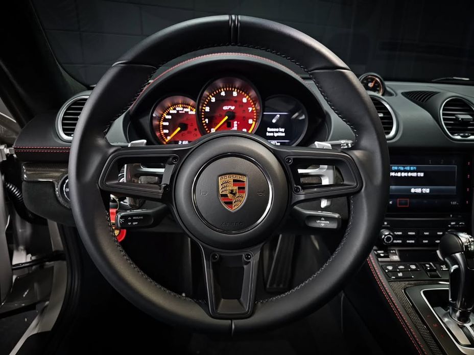 Porsche 718 2023