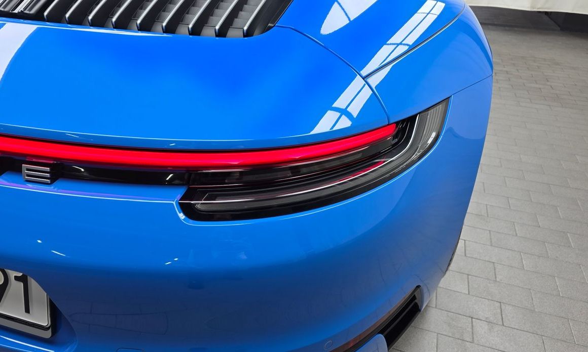 Porsche 911 2023