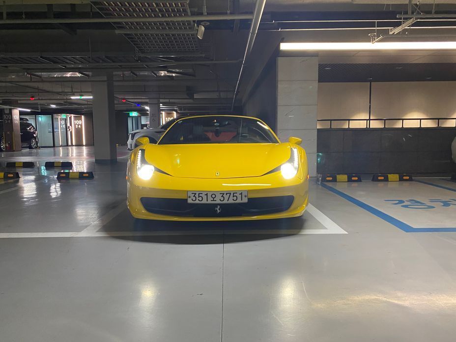 Ferrari 458 2013
