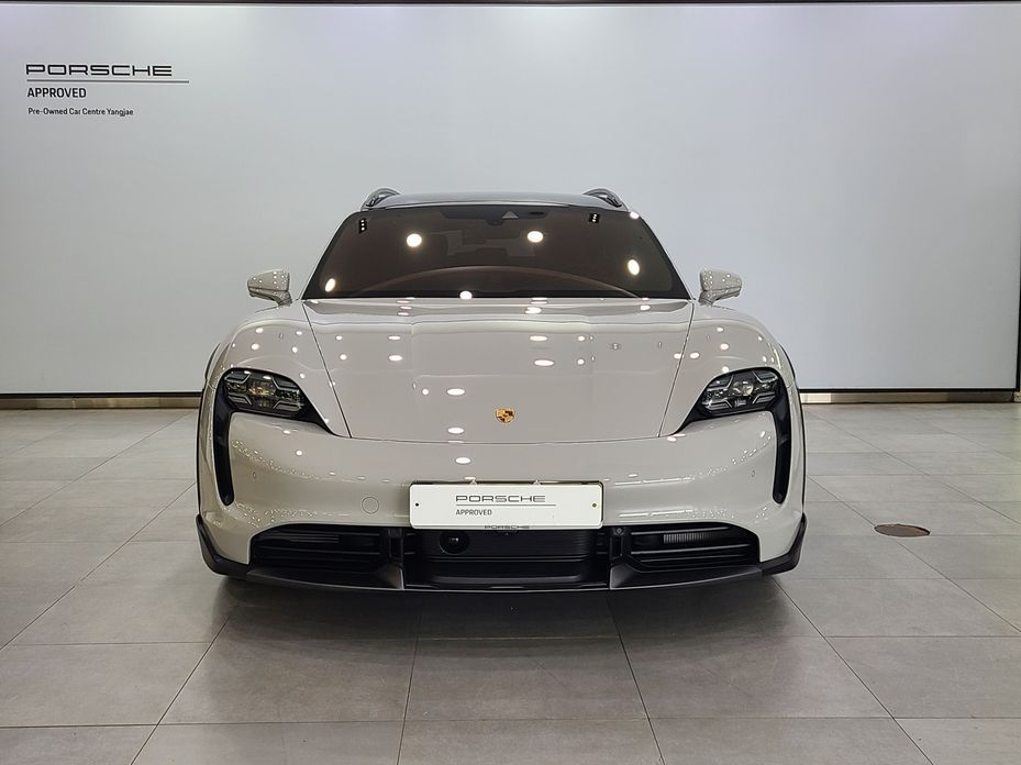 Porsche Taycan 2024