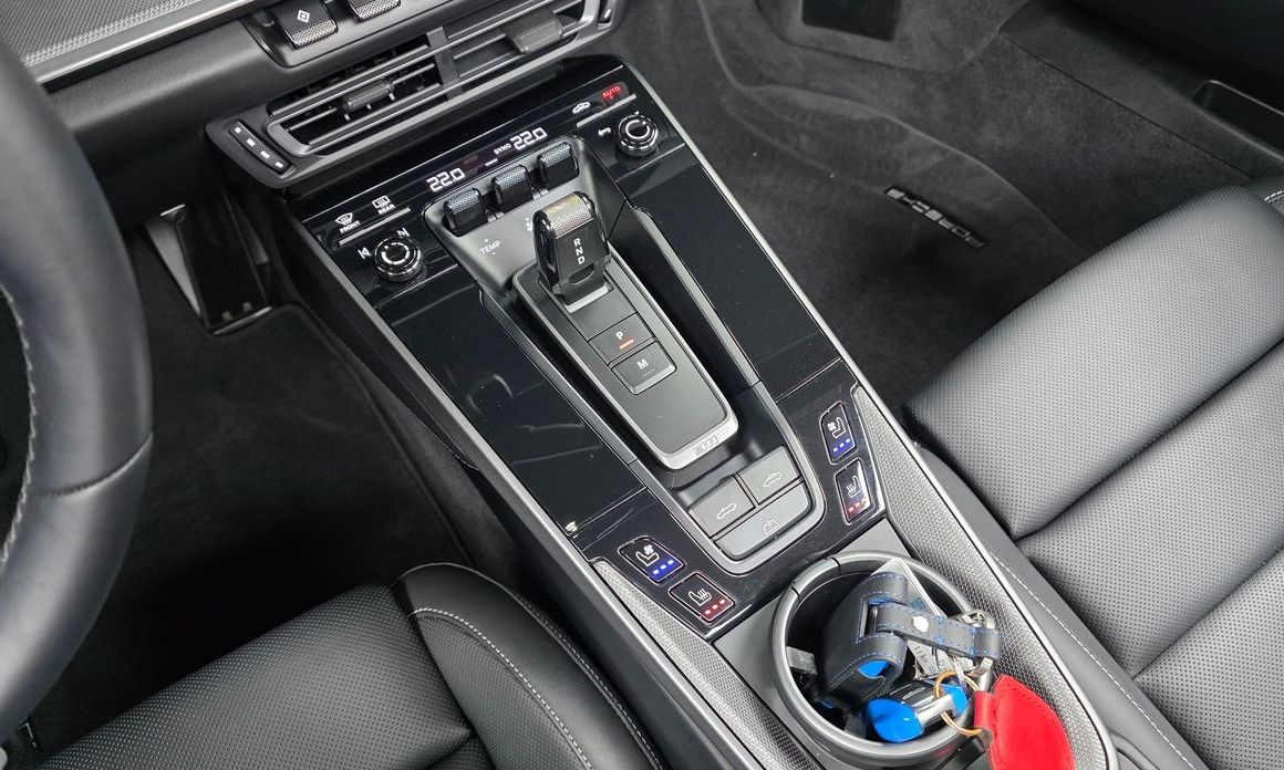 Porsche 911 2023