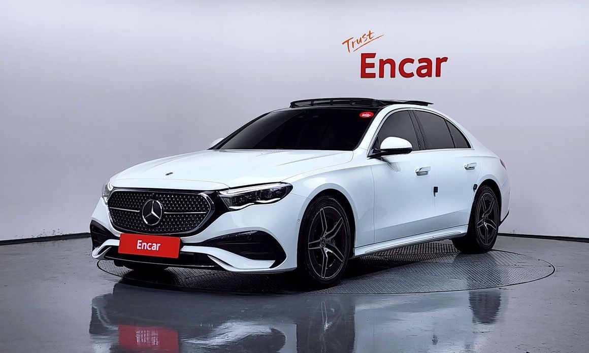 Mercedes-Benz E-Class 2024