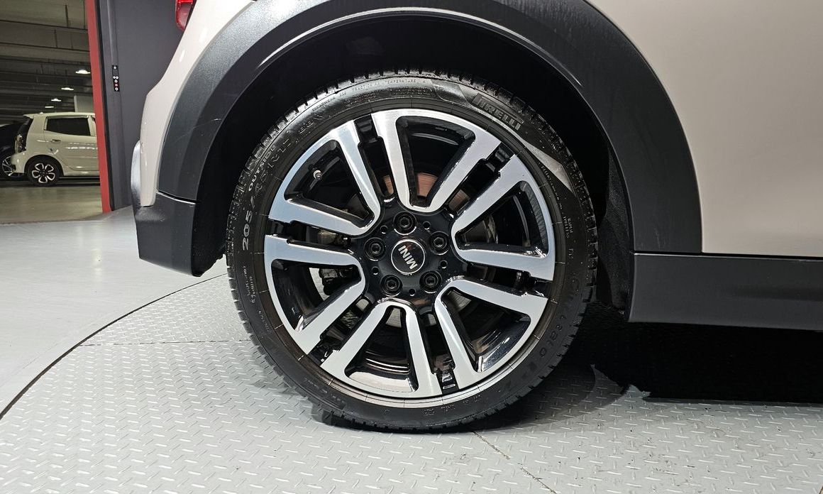 Mini Cooper 2024