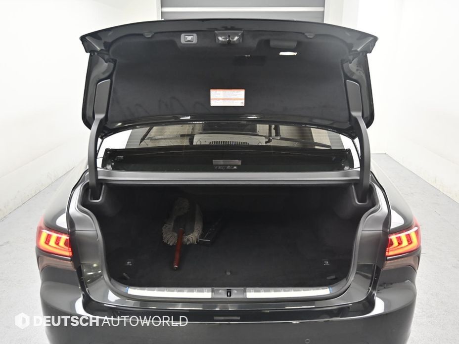 Lexus LS 2021