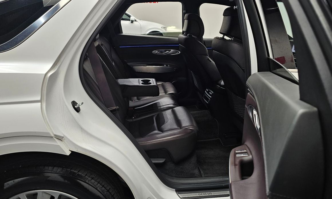 Genesis GV70 2025