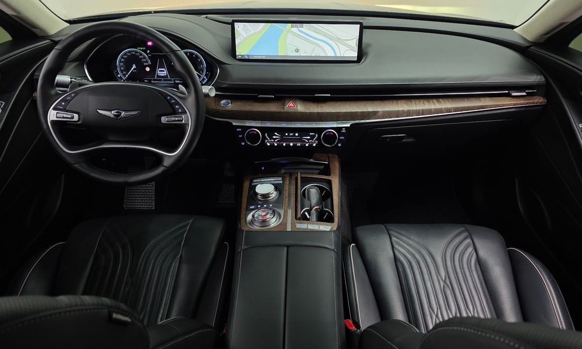 Genesis G80 2023