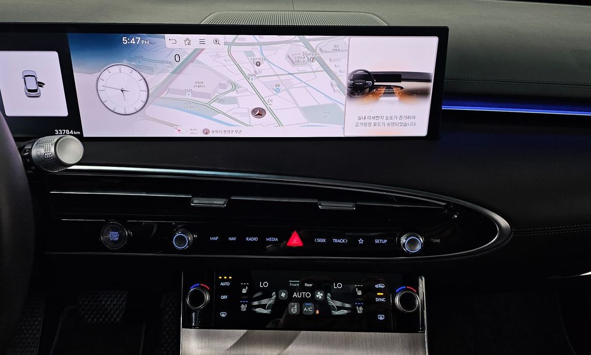 Genesis GV70 2025