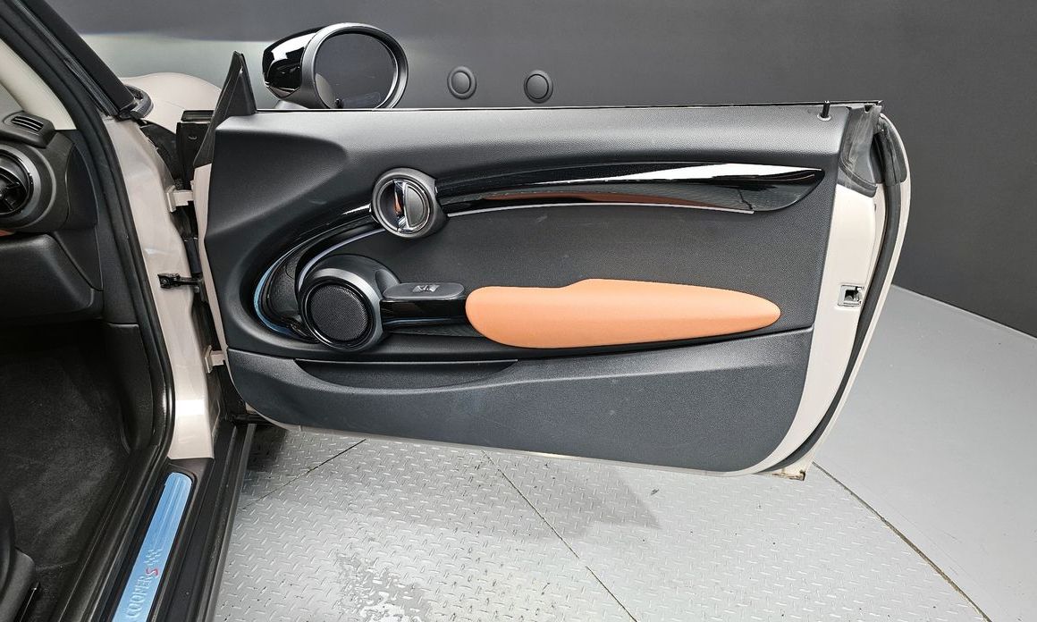 Mini Cooper 2024