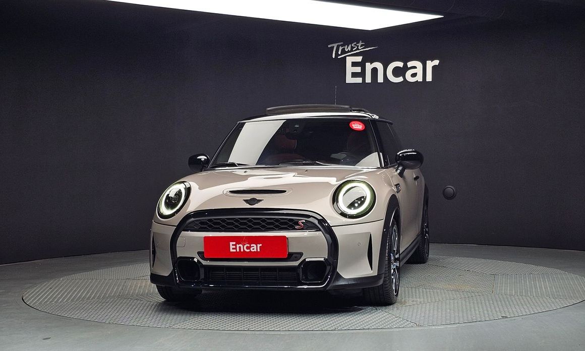 Mini Cooper 2024