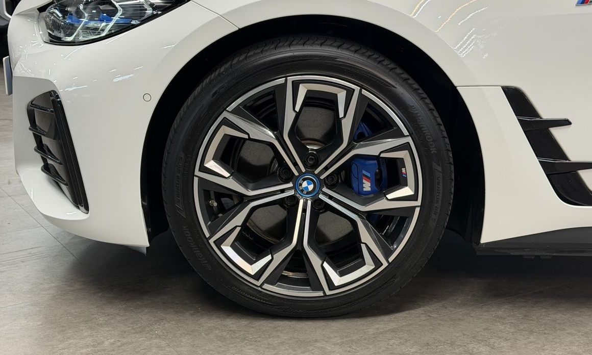 BMW i4 2024