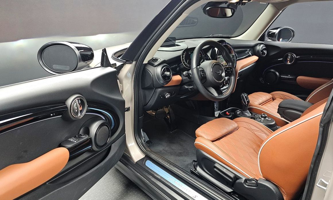Mini Cooper 2024