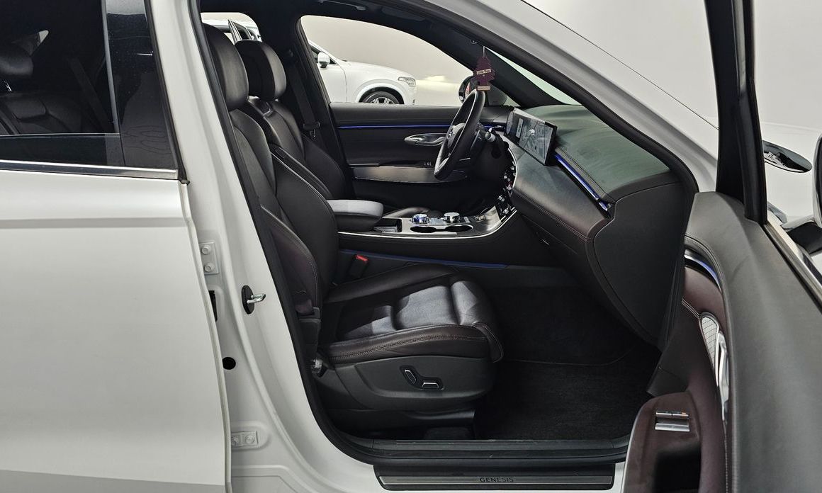 Genesis GV70 2025