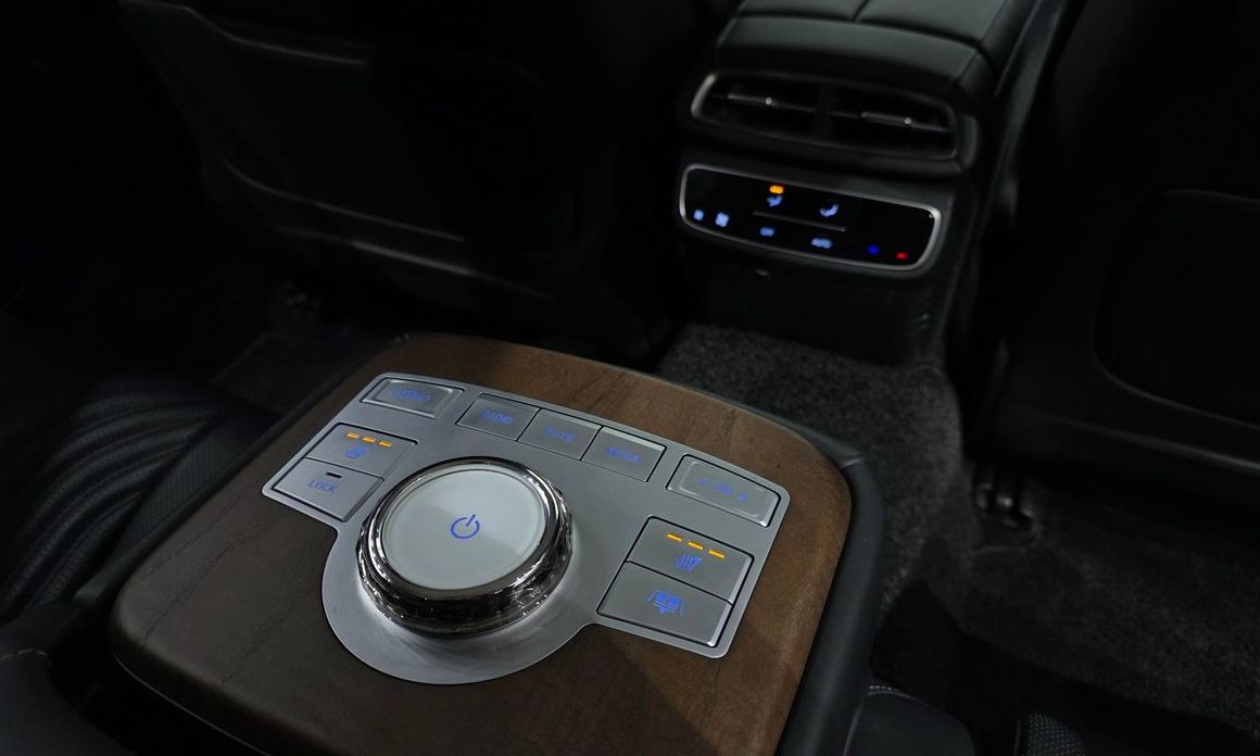 Genesis G80 2023