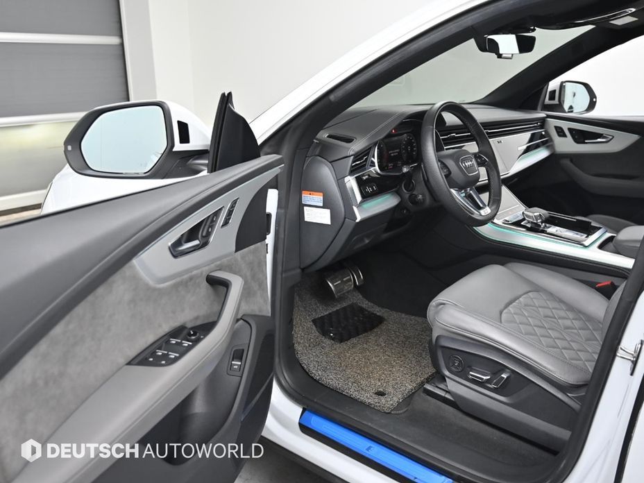 Audi Q8 2021