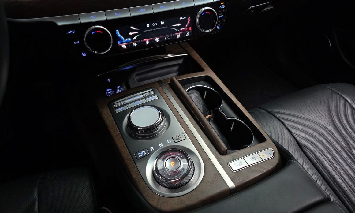 Genesis G80 2023
