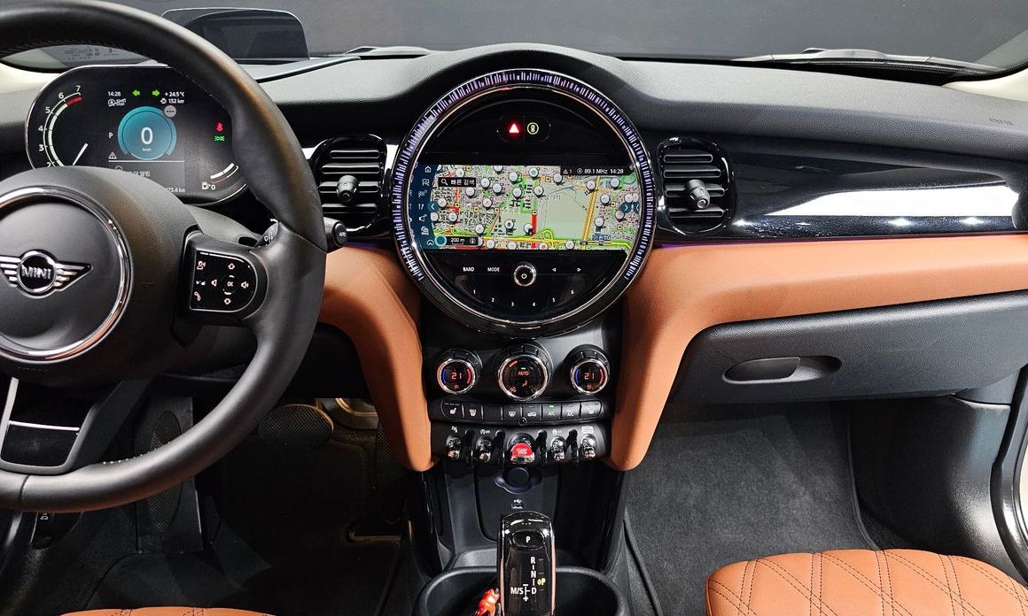 Mini Cooper 2024