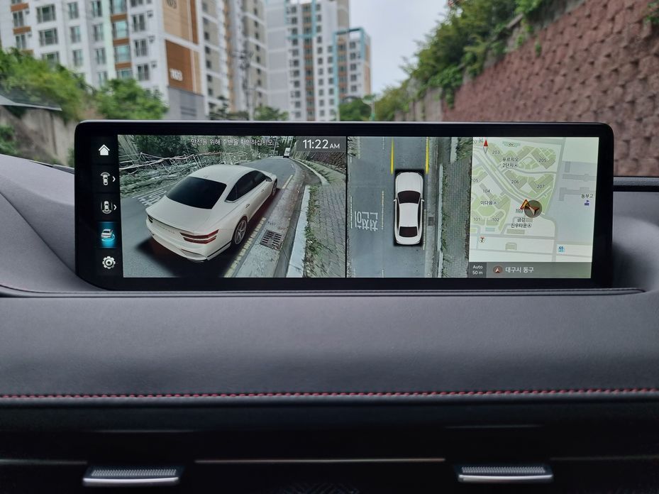 Genesis G80 2023