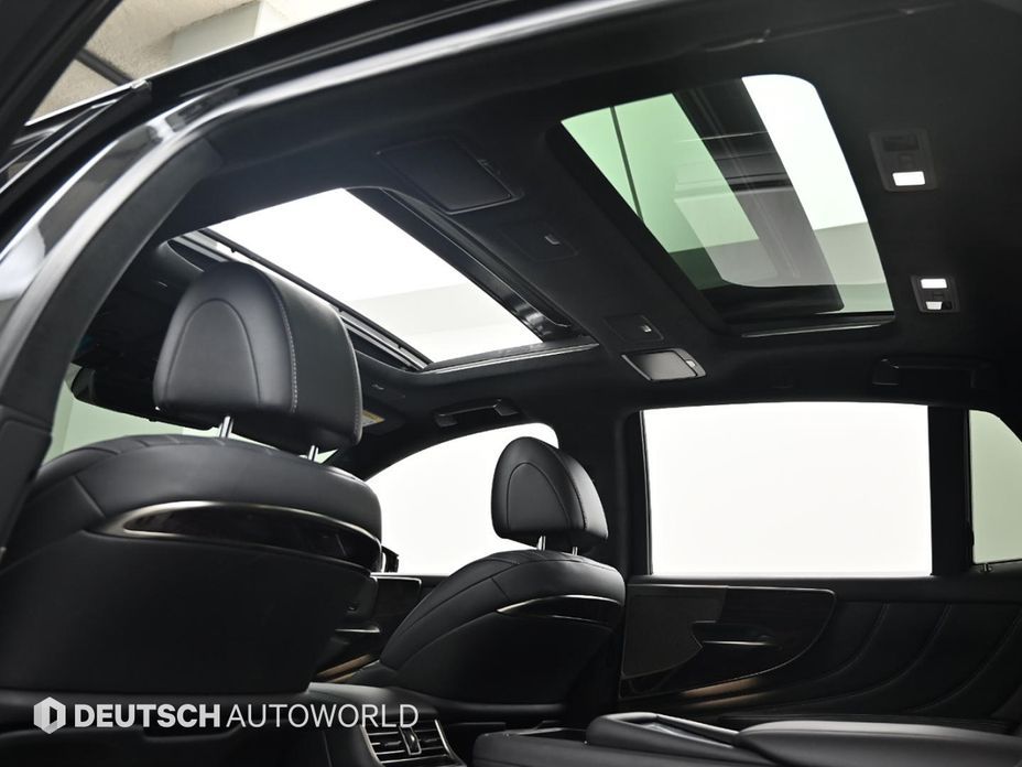Lexus LS 2021