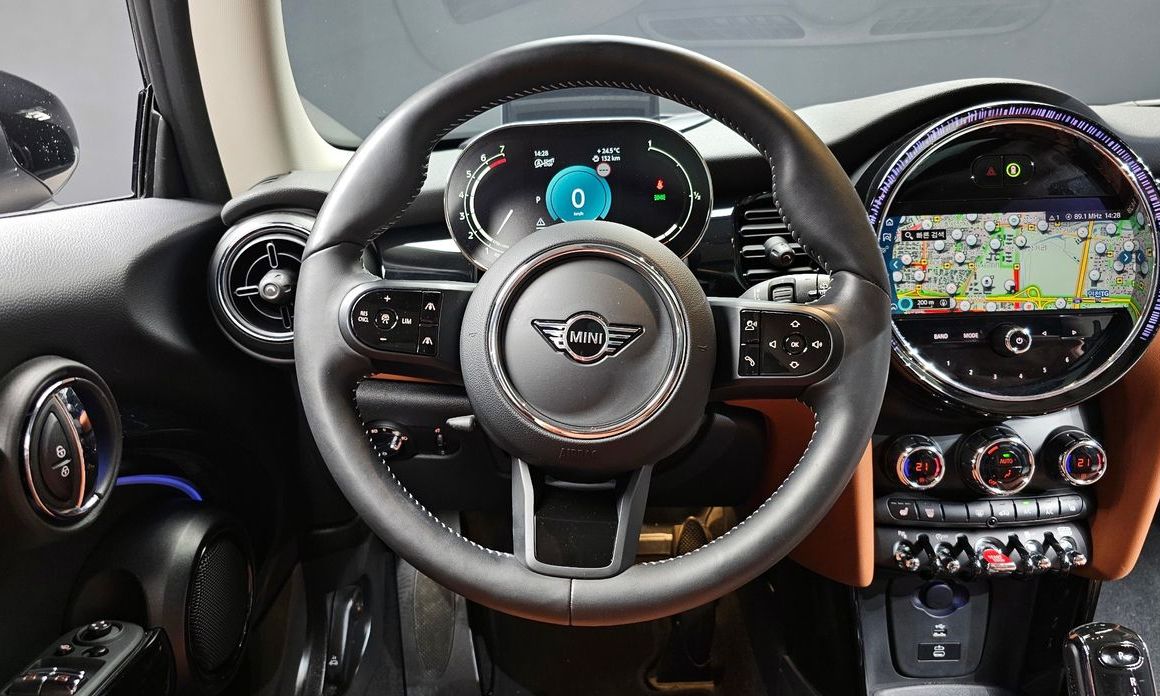 Mini Cooper 2024