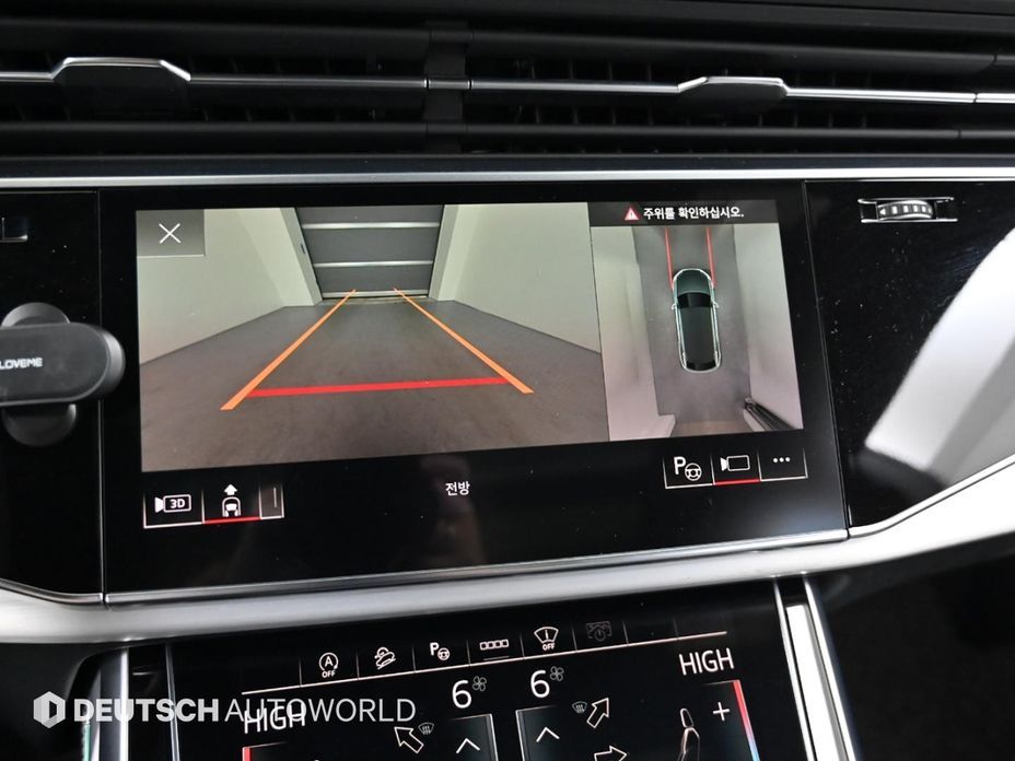 Audi Q8 2021