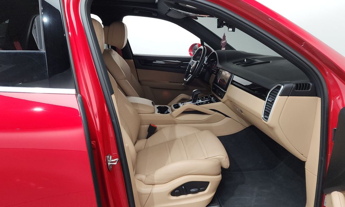 Porsche Cayenne 2023