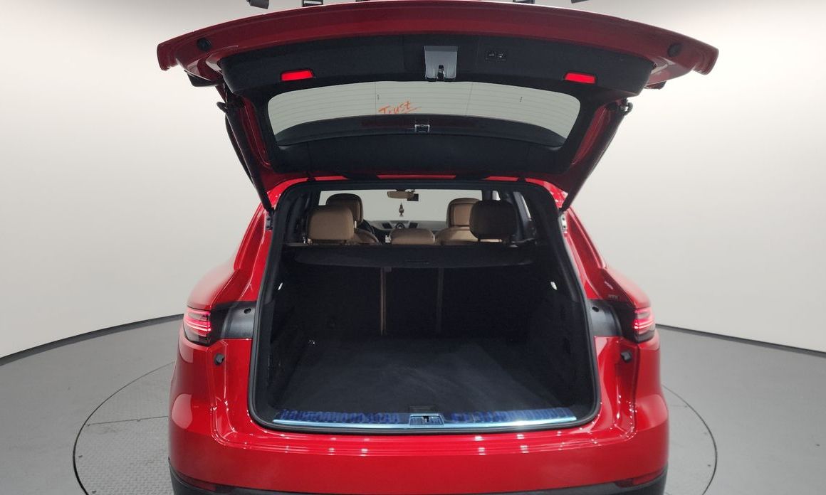 Porsche Cayenne 2023