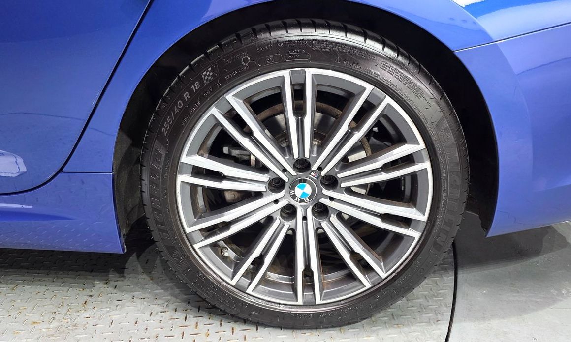 BMW 3-Series 2021