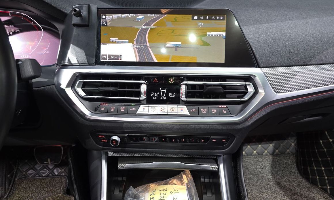 BMW 3-Series 2021