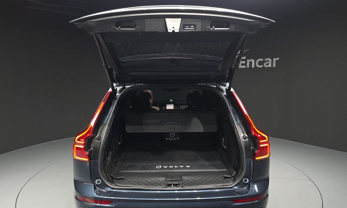 Volvo XC60 2022