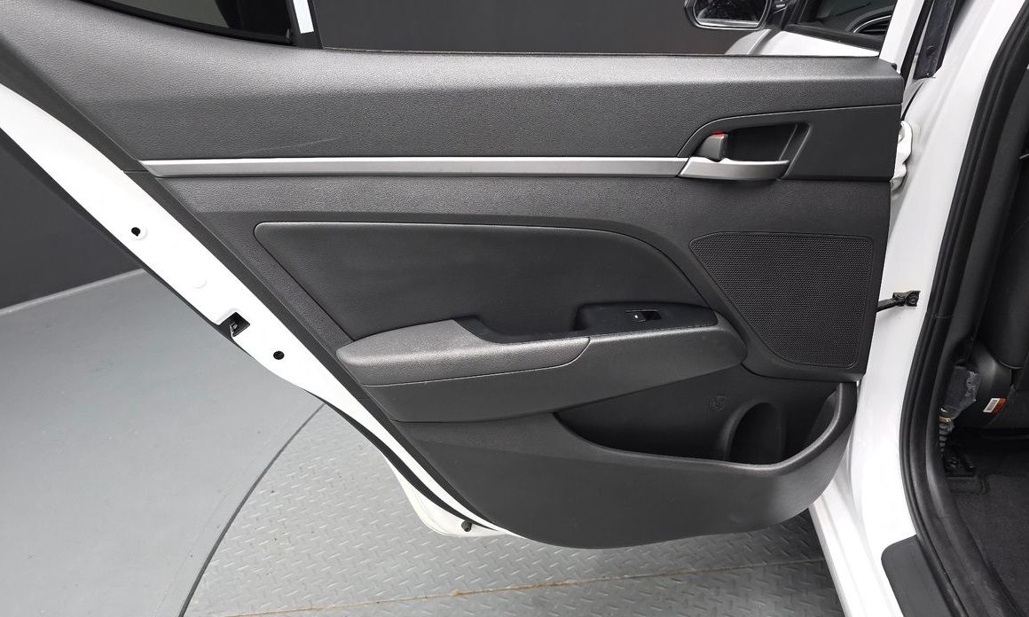 Hyundai AVANTE 2018