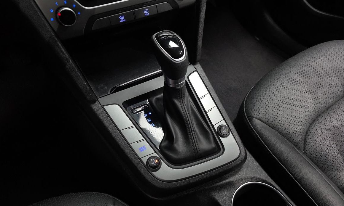 Hyundai AVANTE 2018