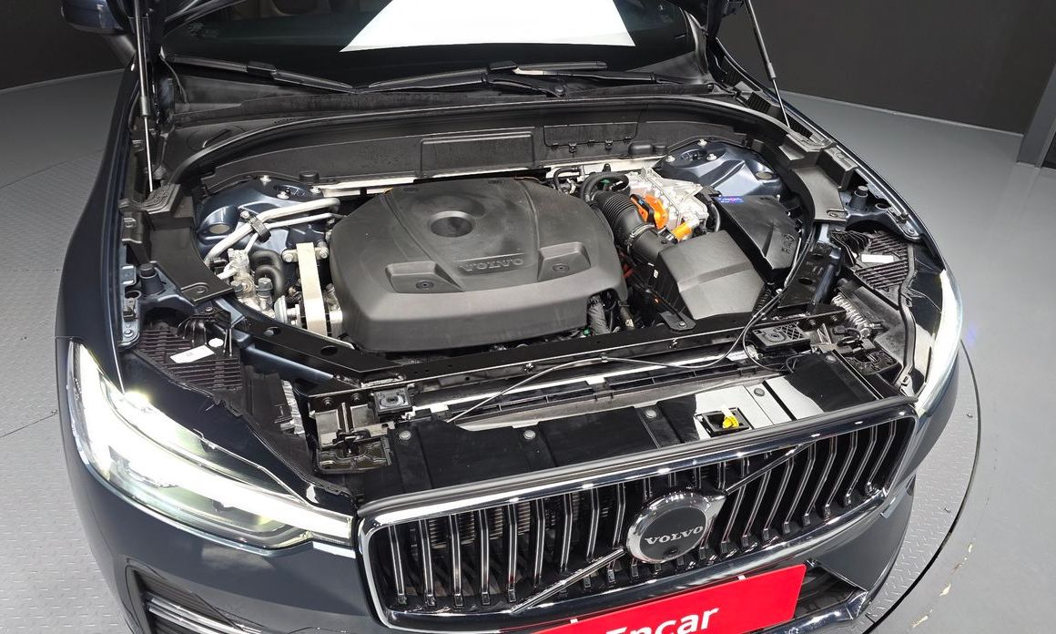 Volvo XC60 2022