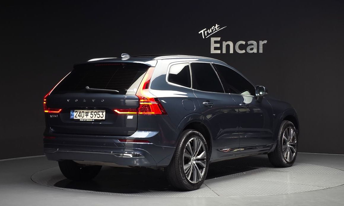 Volvo XC60 2022
