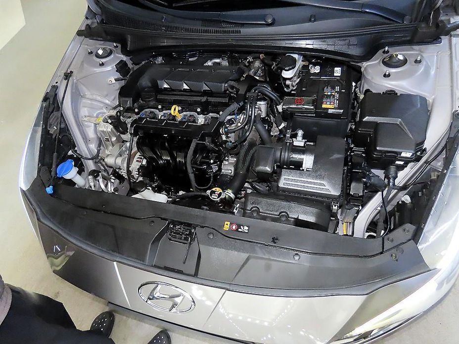 Hyundai AVANTE 2023