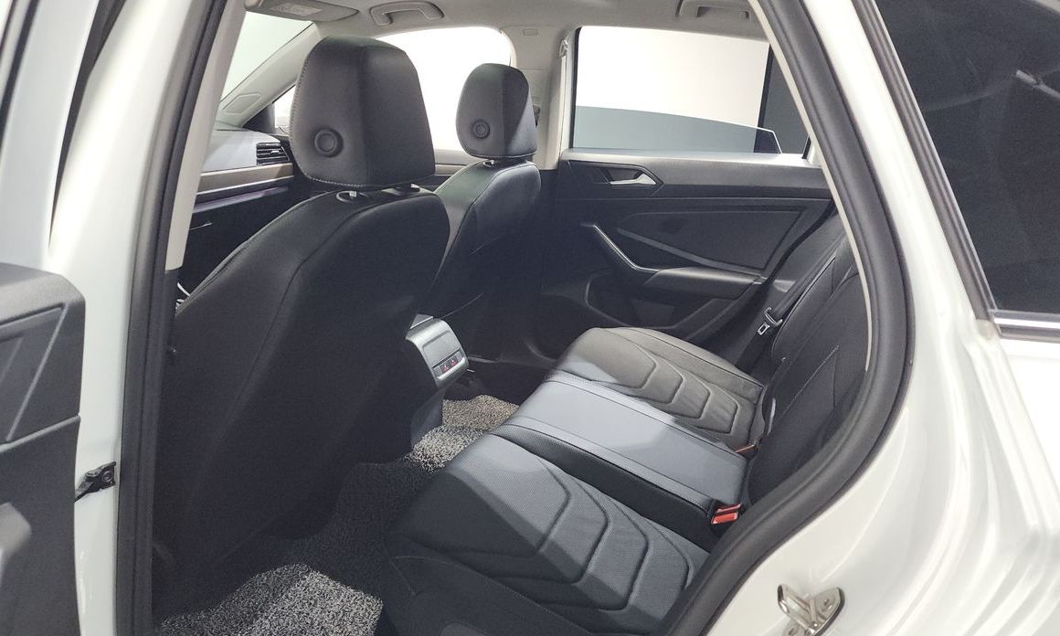 Volkswagen Jetta 2021