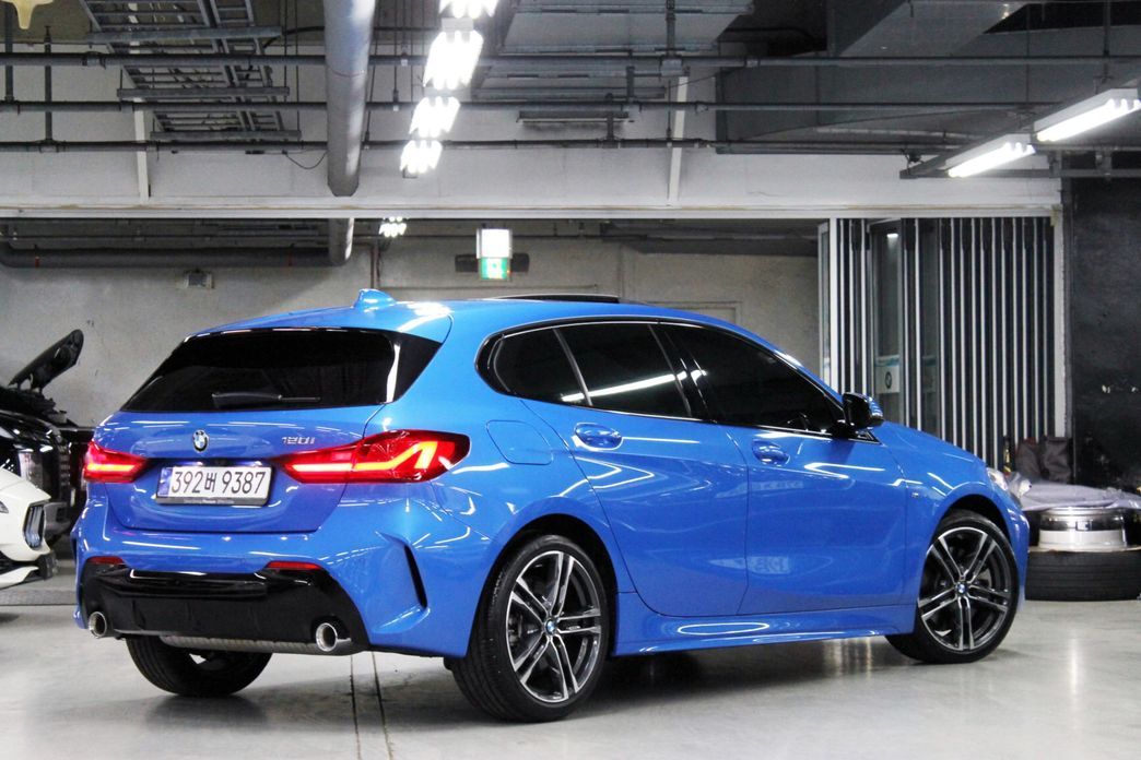 BMW 1-Series 2023