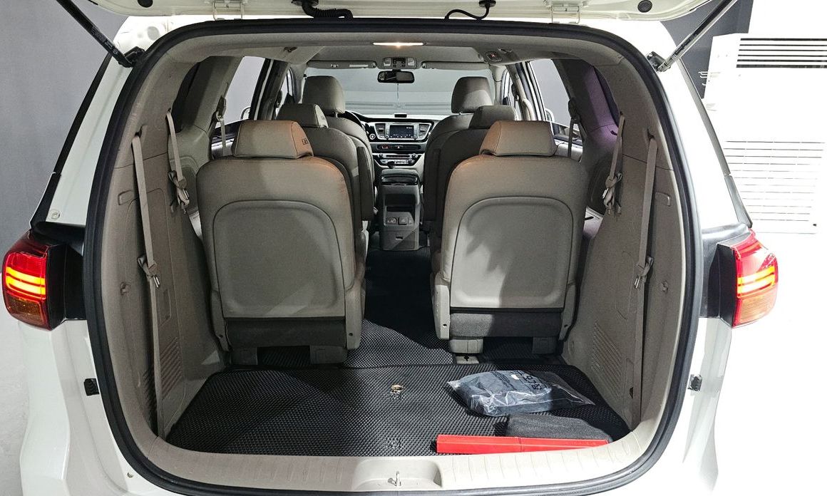 Kia Canival 2015