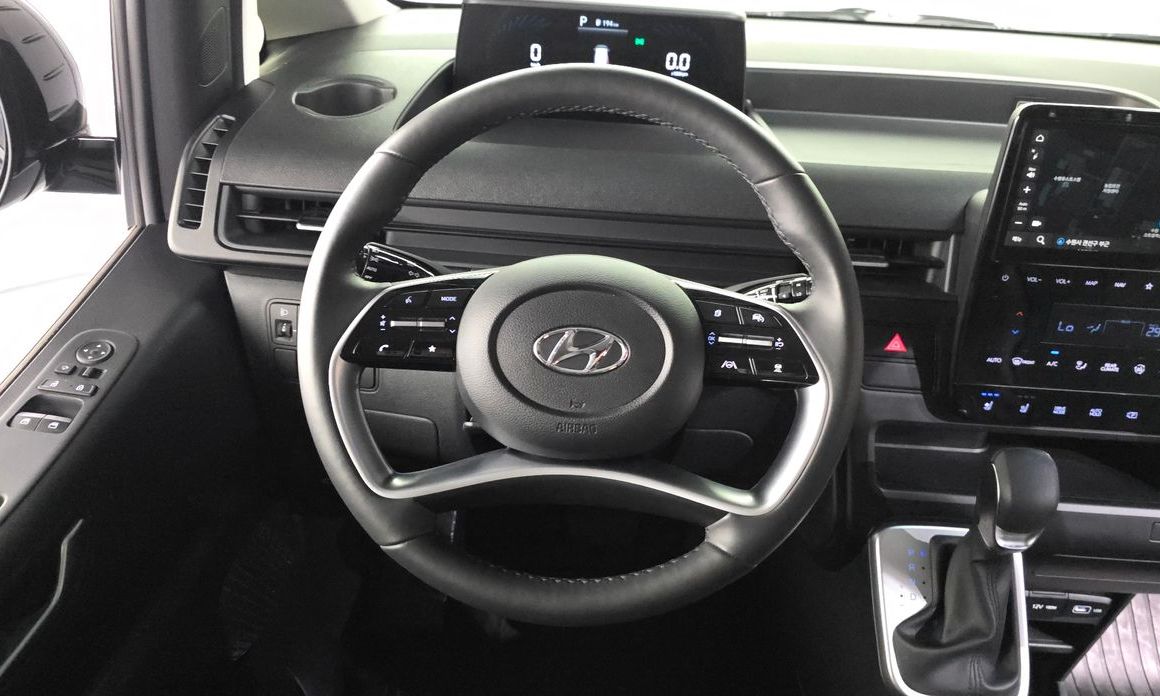 Hyundai Staria 2024