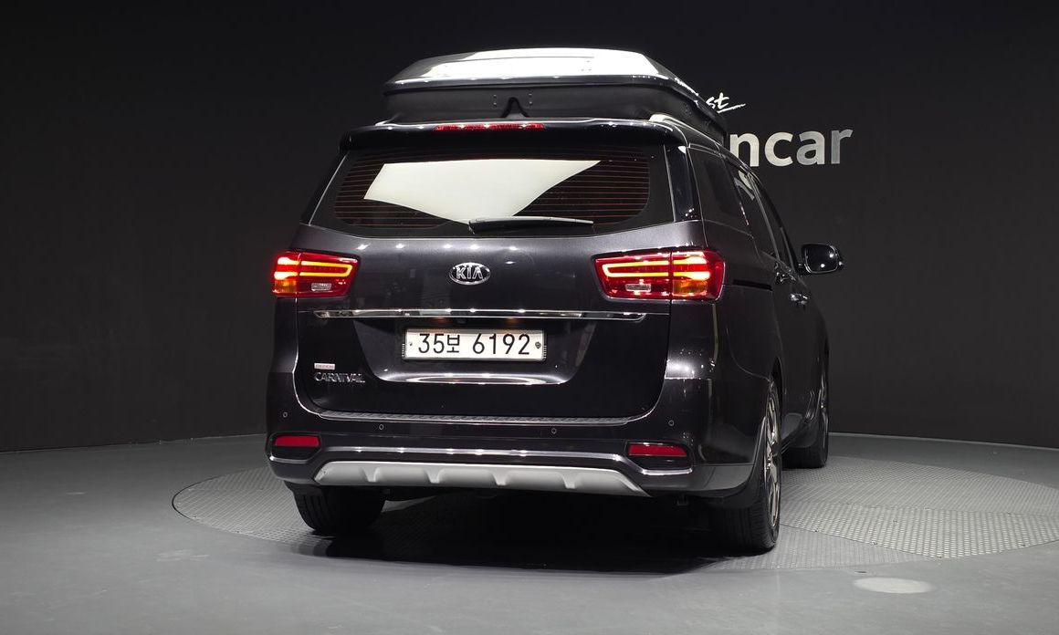 Kia Canival 2019