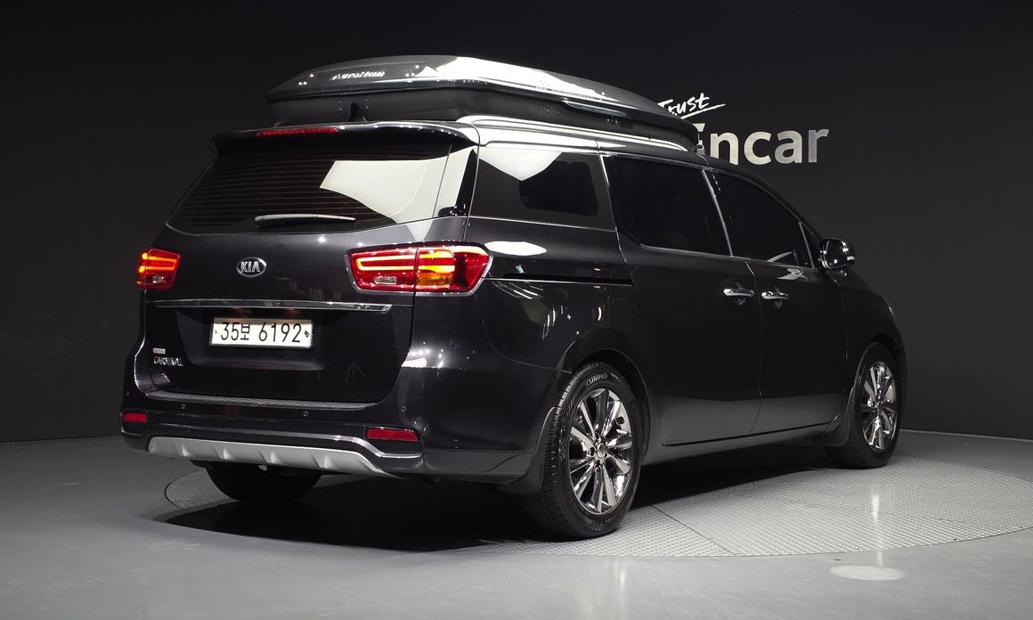 Kia Canival 2019