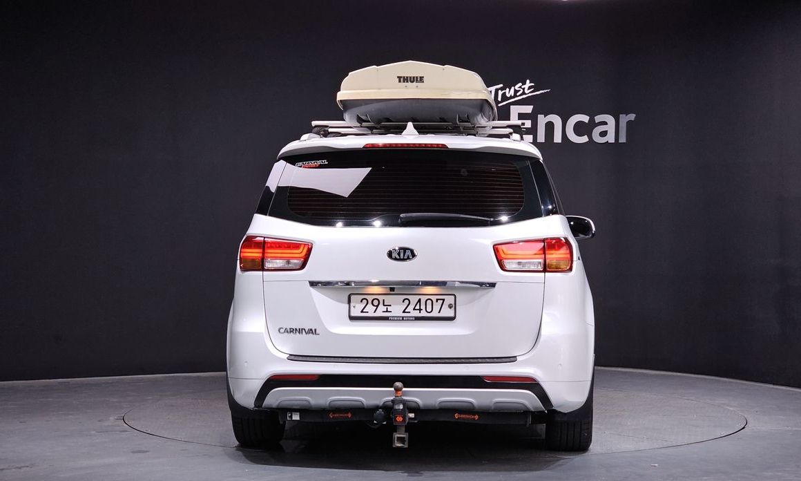 Kia Canival 2015