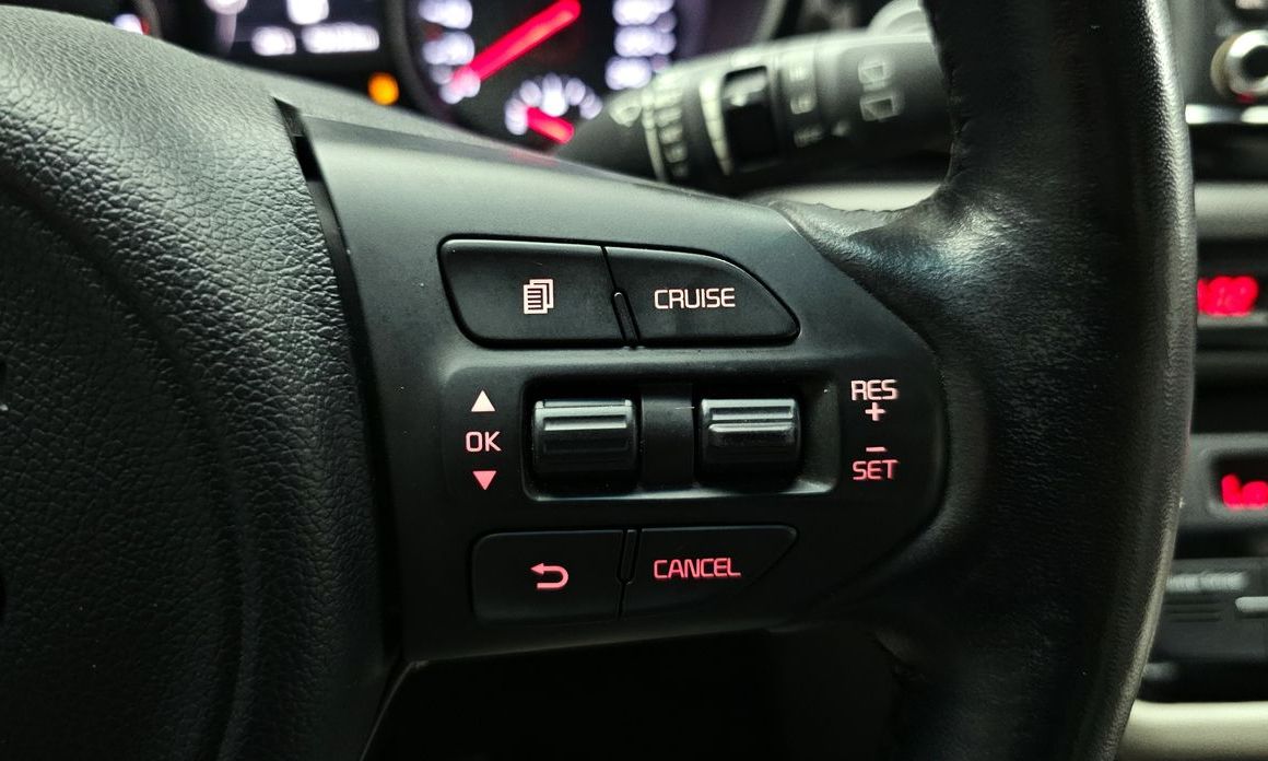 Kia Canival 2015