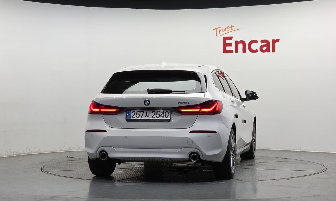 BMW 1-Series 2022